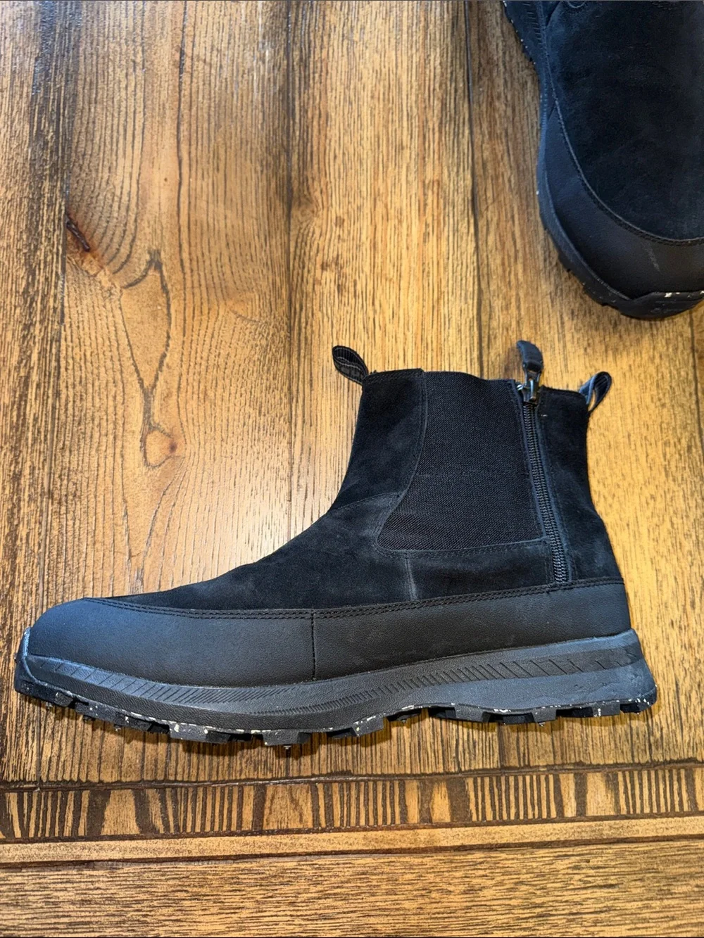 Icebug Boda BUGrip Black Suede Men’s Ice Boots with Rugged Grip Studded Sole